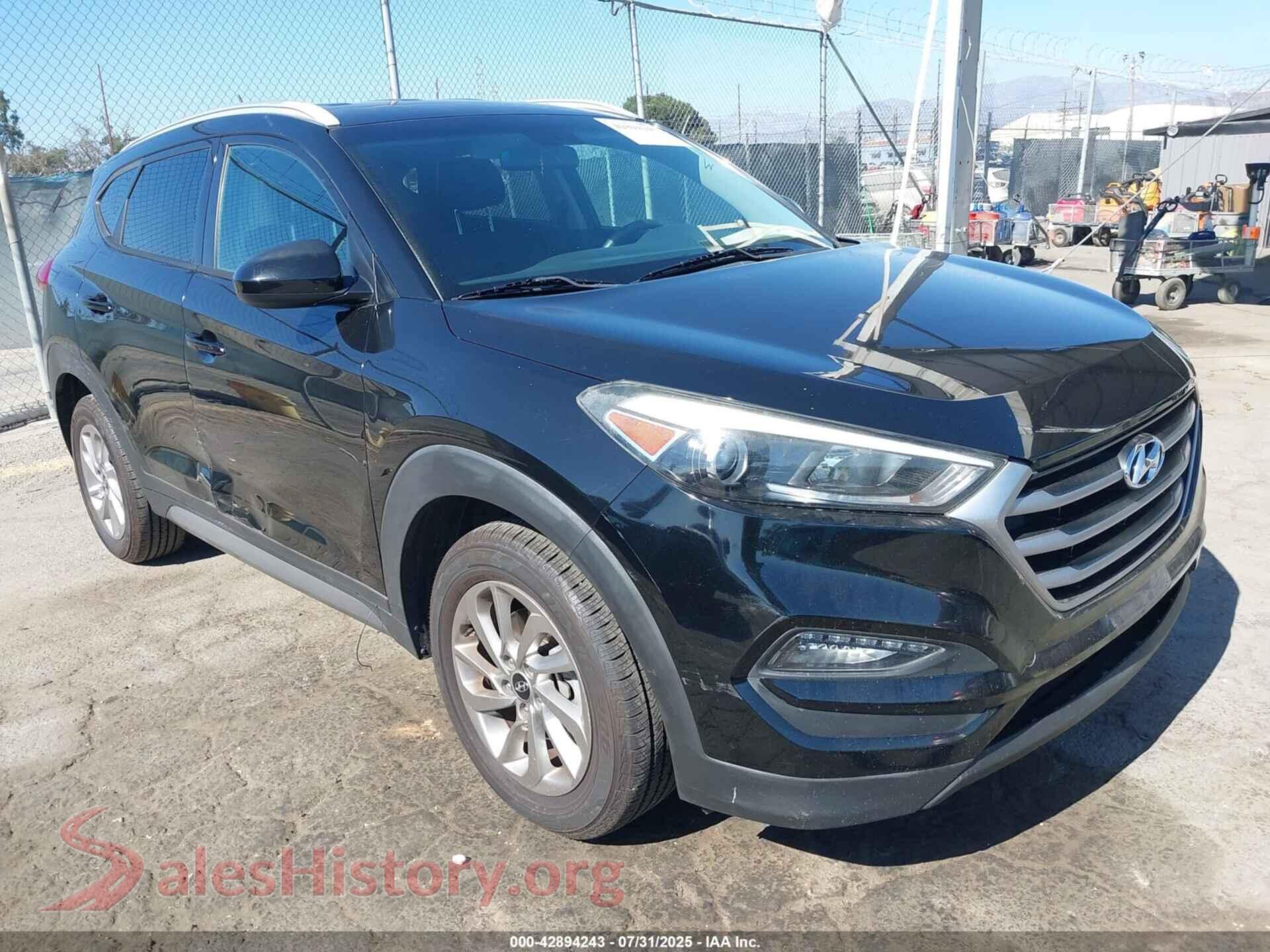 2017 HYUNDAI TUCSON — VIN KM8J33A43HU265283