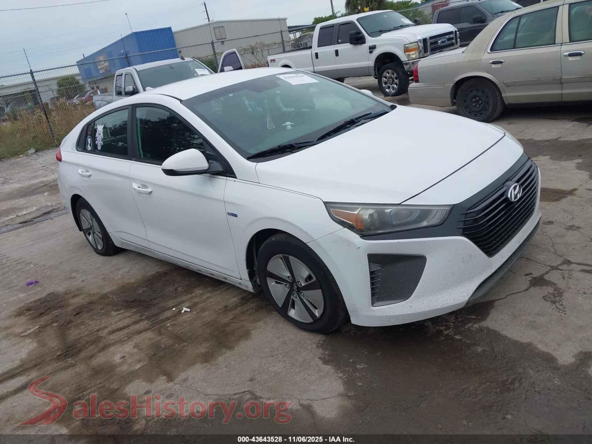 2017 HYUNDAI IONIQ HYBRID — VIN KMHC65LC2HU027280