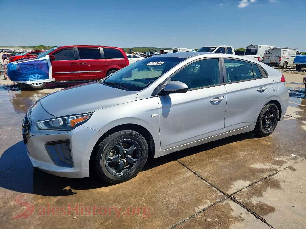 2020 HYUNDAI IONIQ — VIN KMHC65LC3LU225925
