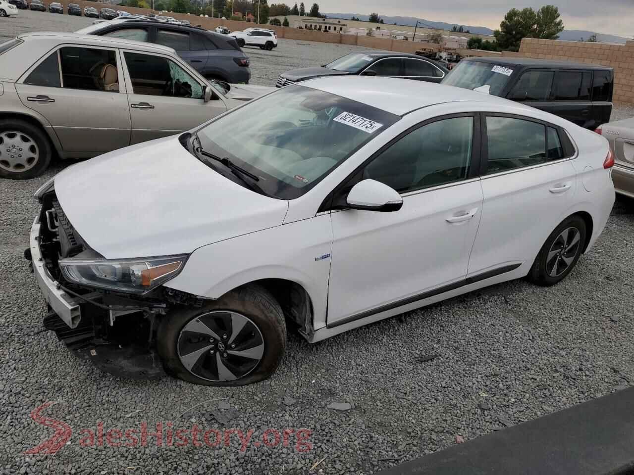 2018 HYUNDAI IONIQ — VIN KMHC75LC1JU060984