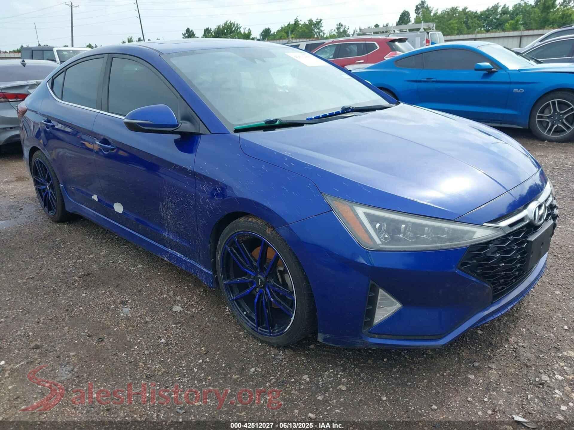 2019 HYUNDAI ELANTRA — VIN KMHD04LB0KU887919