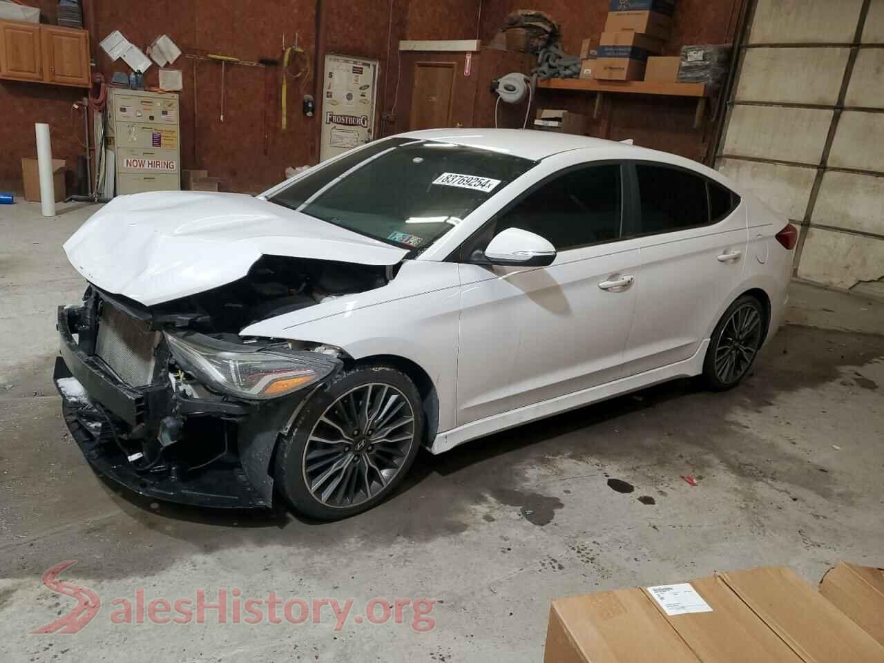 2017 HYUNDAI ELANTRA — VIN KMHD04LB8HU345587
