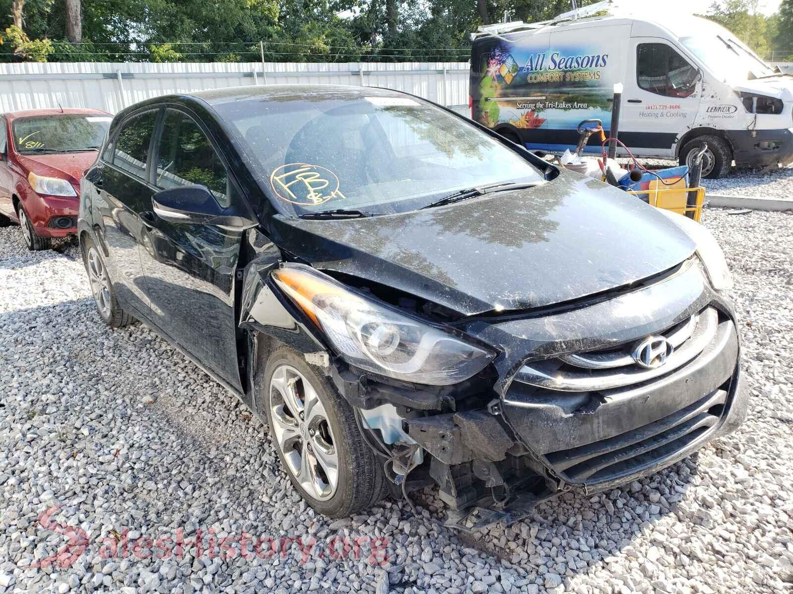 2013 HYUNDAI ELANTRA — VIN KMHD35LE8DU018138