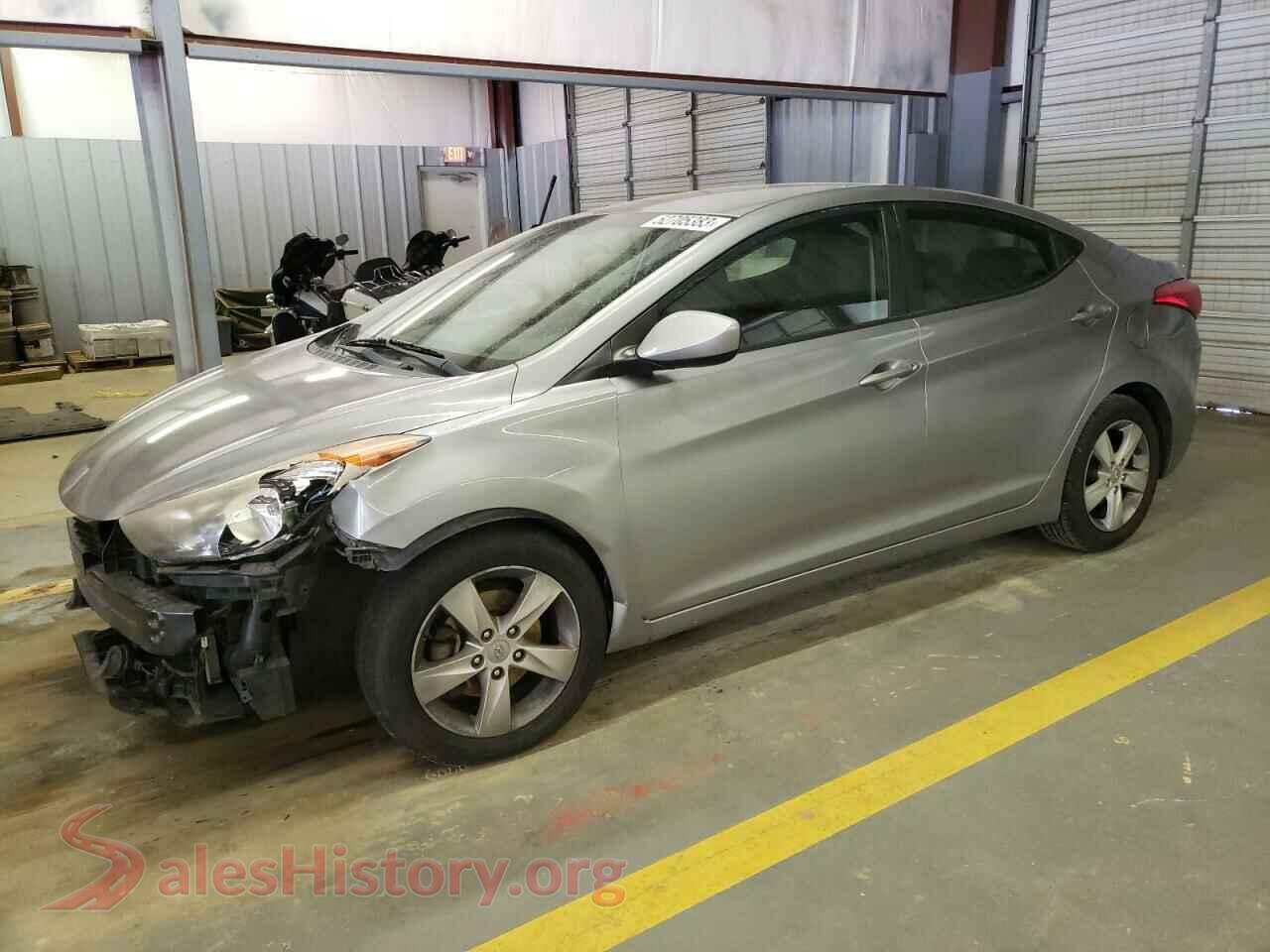 2013 HYUNDAI ELANTRA — VIN KMHDH4AE1DU796828