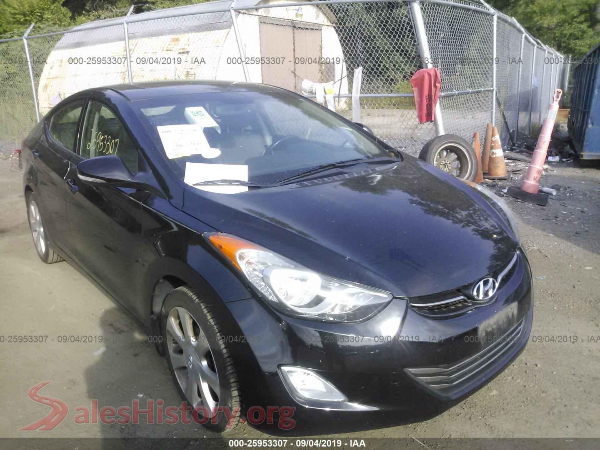 2013 HYUNDAI ELANTRA — VIN KMHDH4AE4DU644039