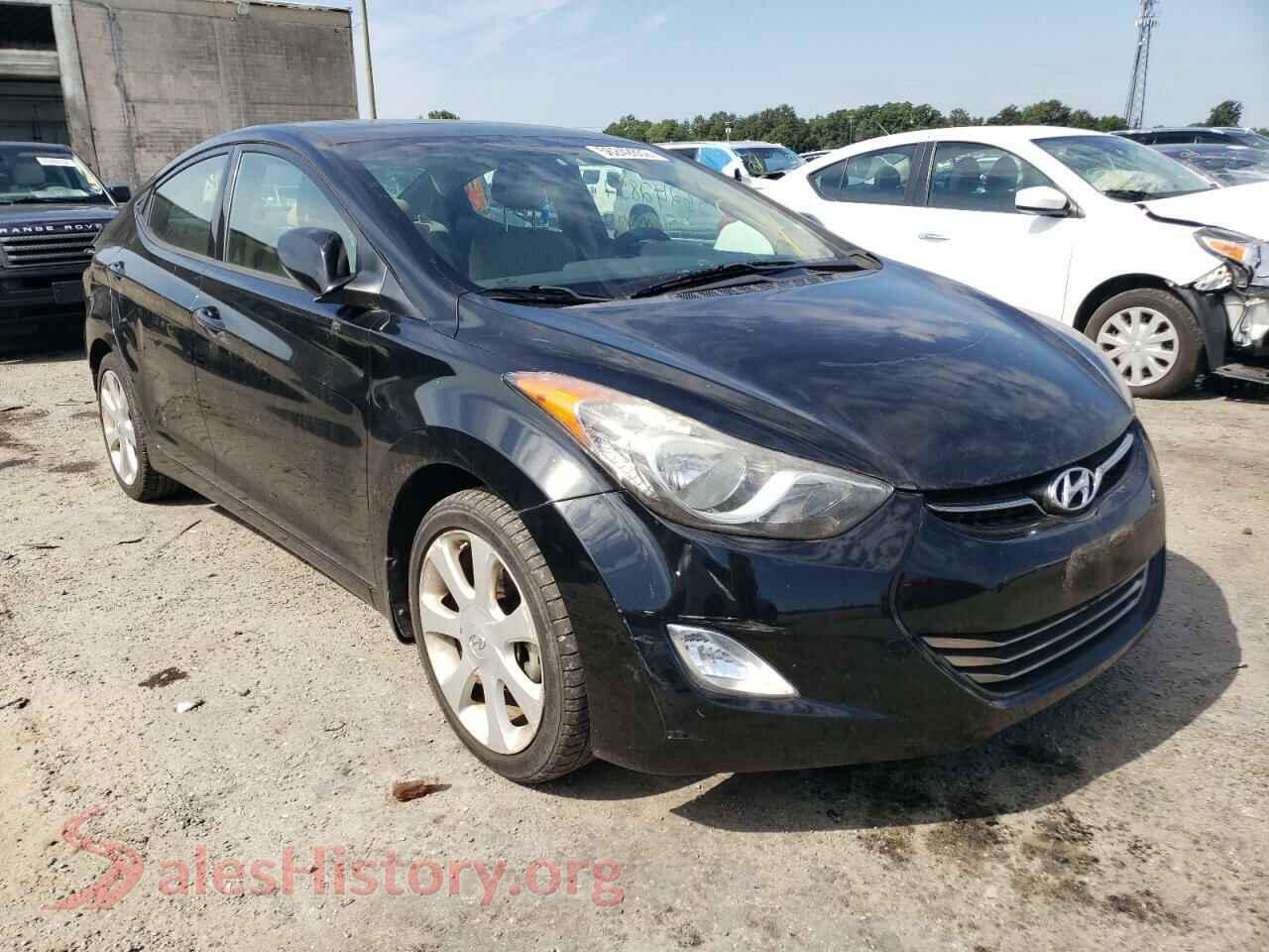 2013 HYUNDAI ELANTRA — VIN KMHDH4AE5DU923242