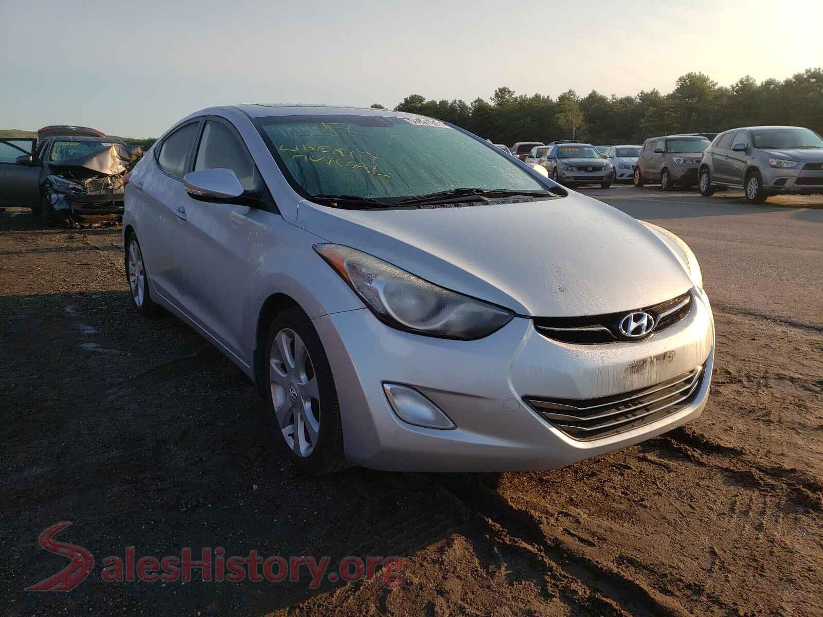 2012 HYUNDAI ELANTRA — VIN KMHDH4AE8CU323216