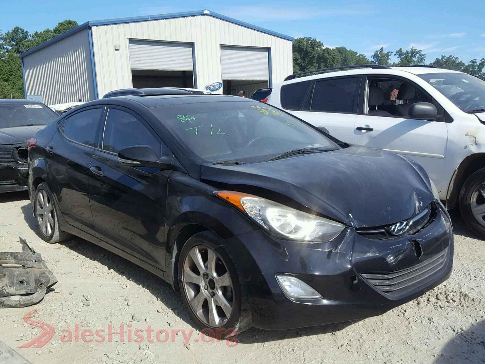 2013 HYUNDAI ELANTRA — VIN KMHDH4AE8DU795885
