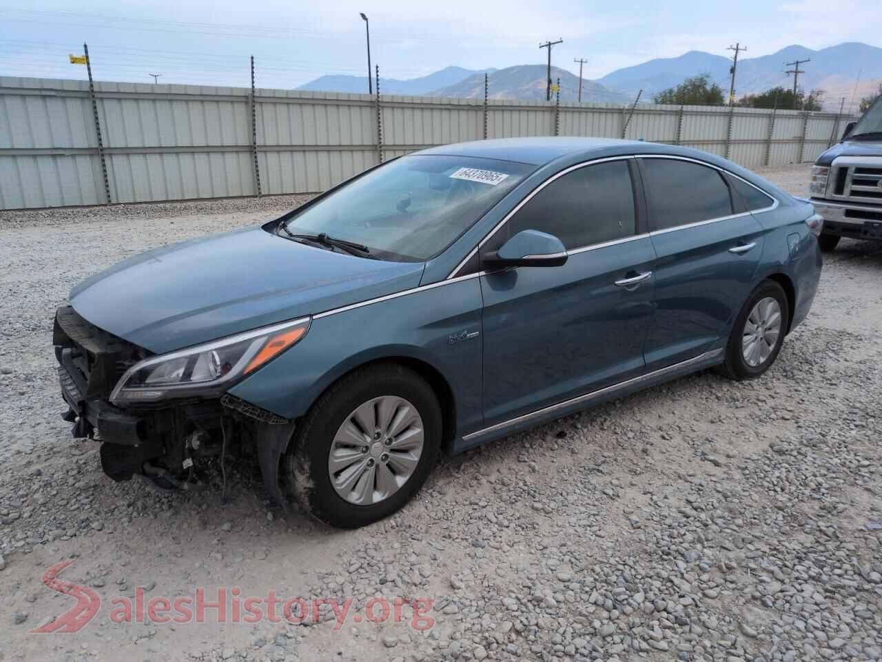 2016 HYUNDAI SONATA — VIN KMHE24L17GA011038