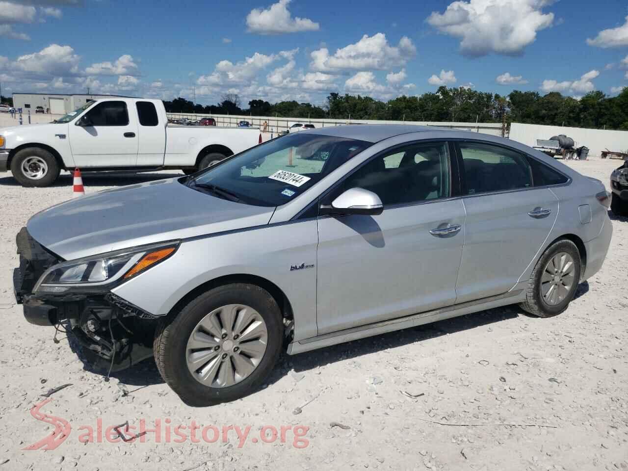 2017 HYUNDAI SONATA — VIN KMHE24L38HA064205