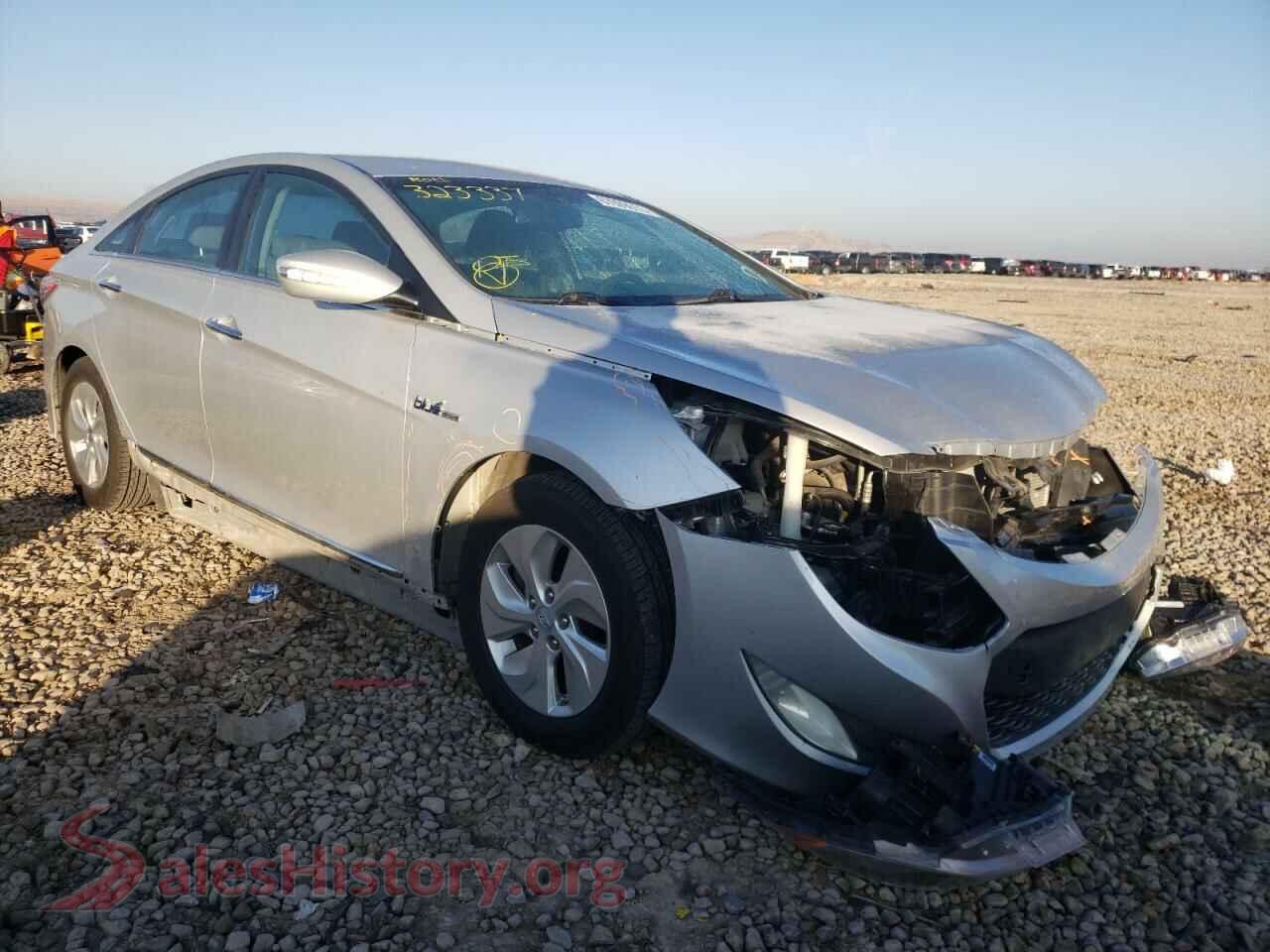 2015 HYUNDAI SONATA — VIN KMHEC4A42FA135047