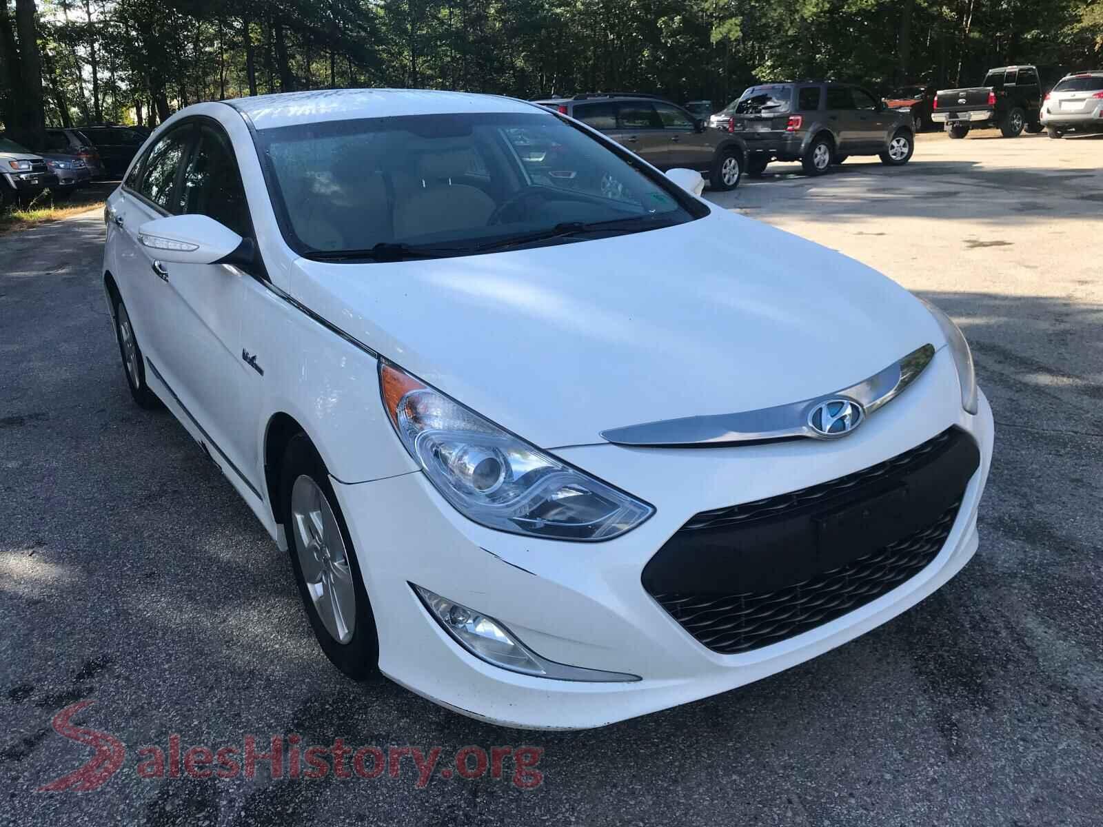 2011 HYUNDAI SONATA — VIN KMHEC4A43BA008589
