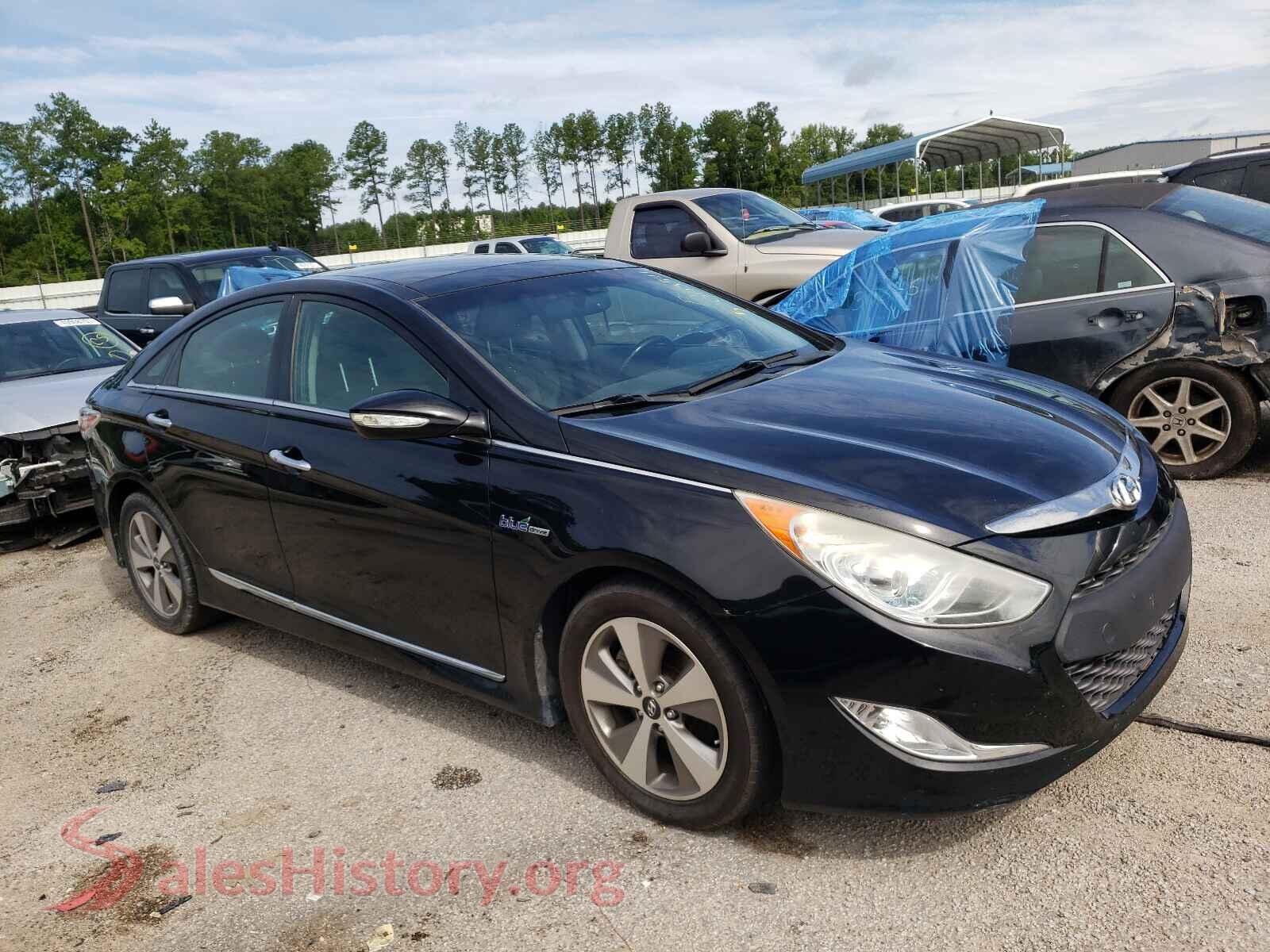 2011 HYUNDAI SONATA — VIN KMHEC4A46BA001376