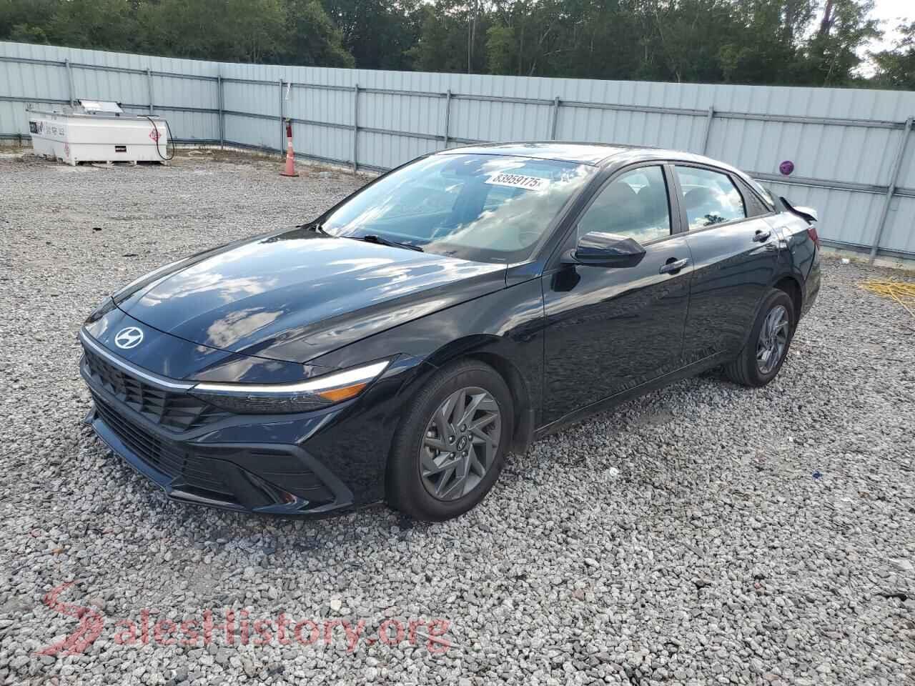 2024 HYUNDAI ELANTRA — VIN KMHLM4DG9RU799052