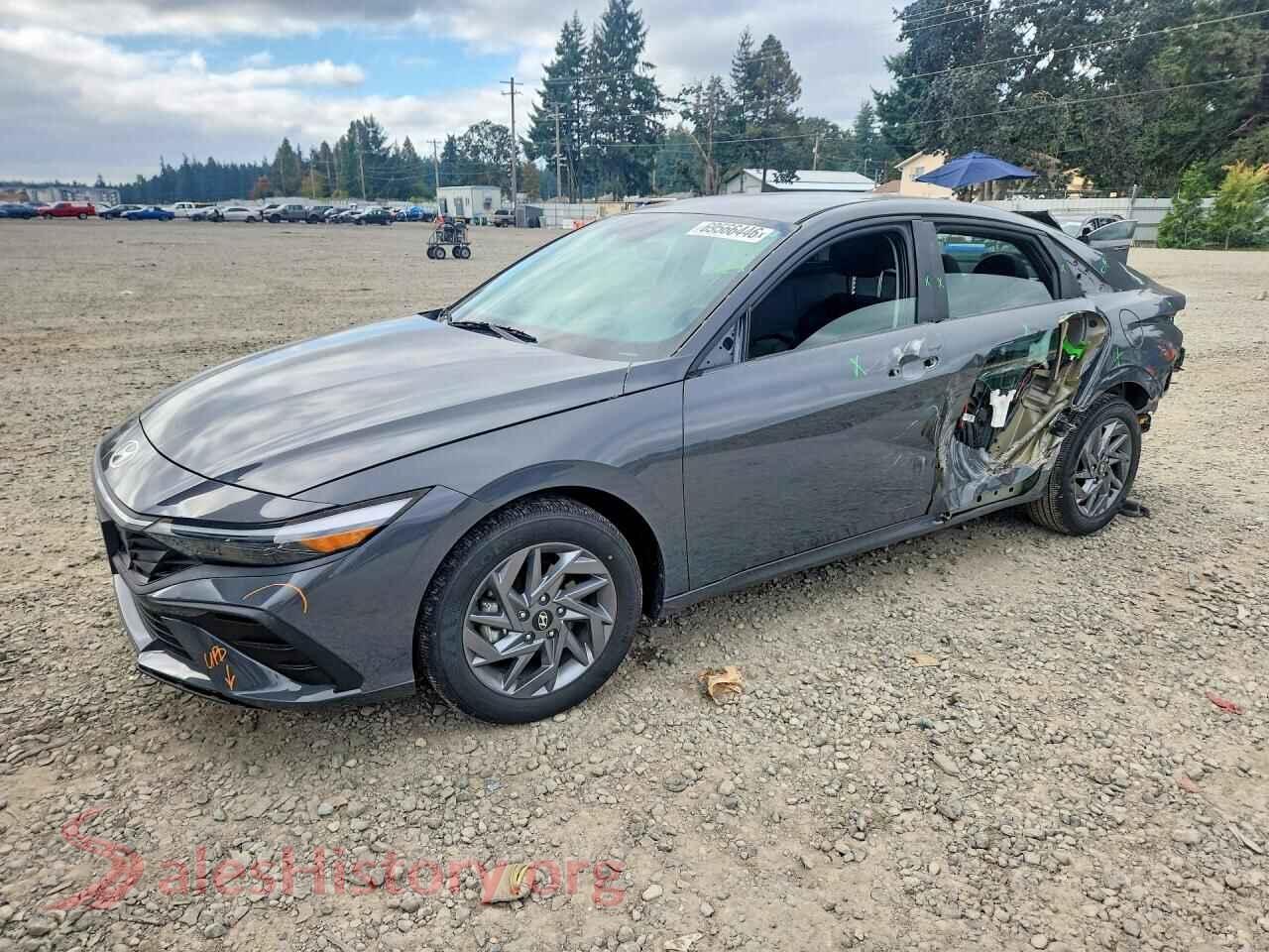2024 HYUNDAI ELANTRA — VIN KMHLM4DJ6RU110029
