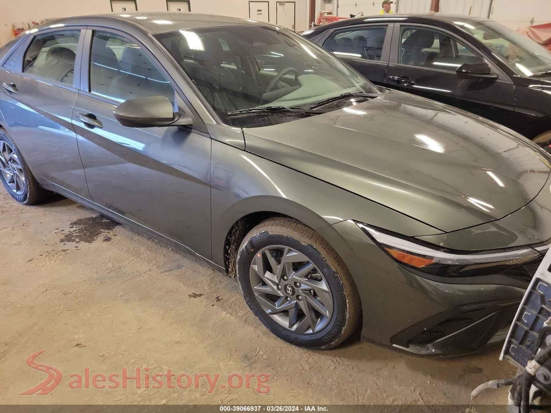 2024 HYUNDAI ELANTRA HYBRID — VIN KMHLM4DJ9RU106461