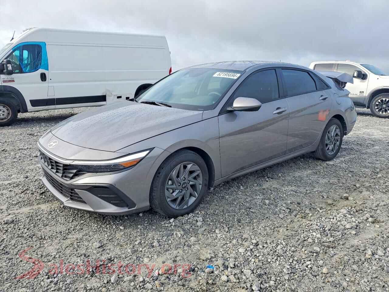 2024 HYUNDAI ELANTRA — VIN KMHLM4DJ9RU113846