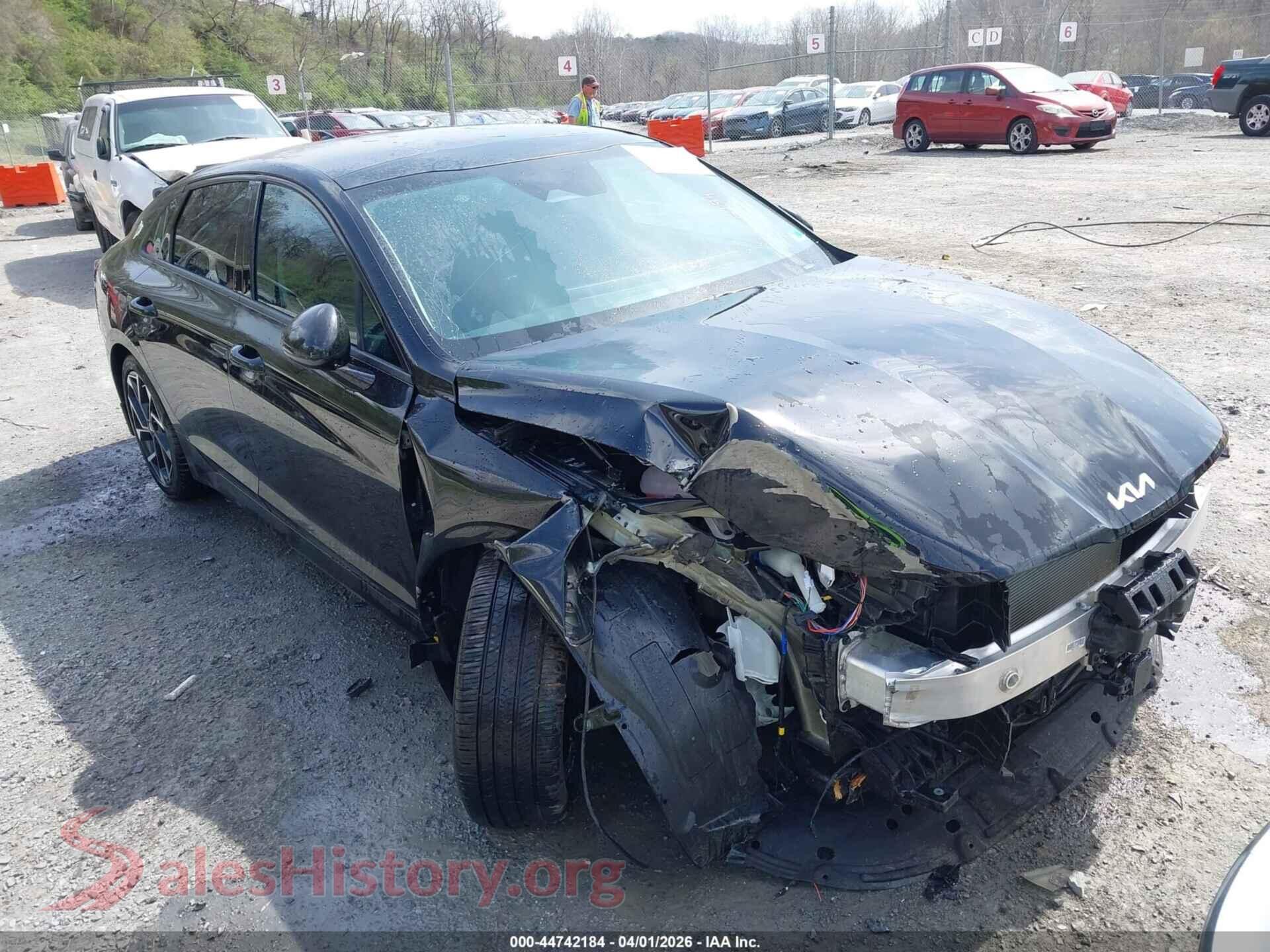 2025 KIA K5 — VIN KNAG34J73S5395349