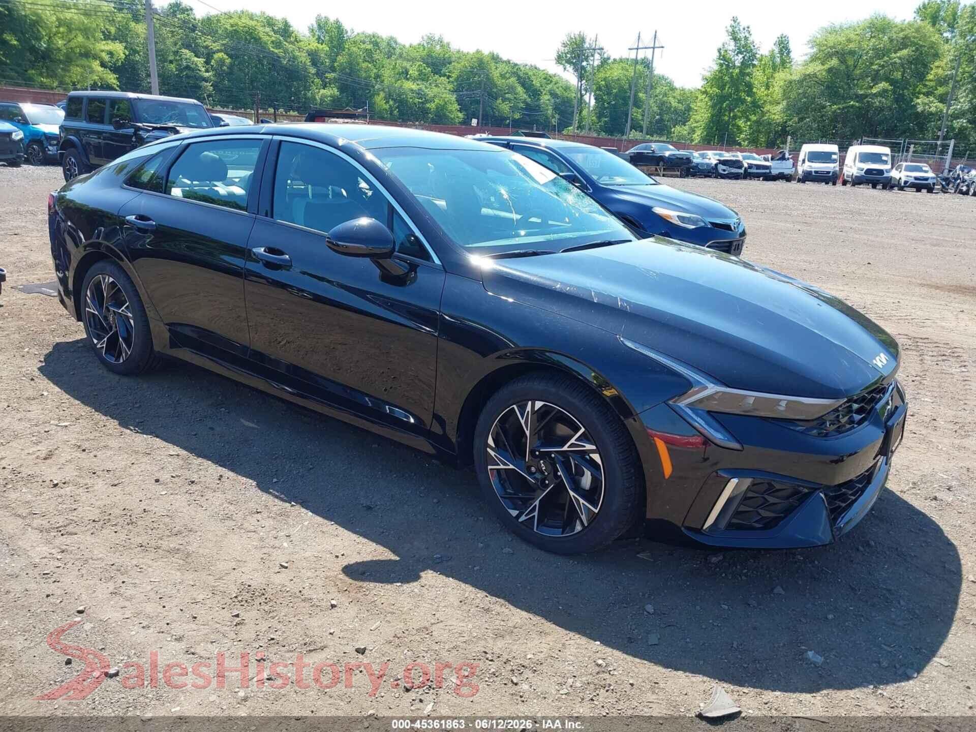 2025 KIA K5 — VIN KNAG64J7XS5296521