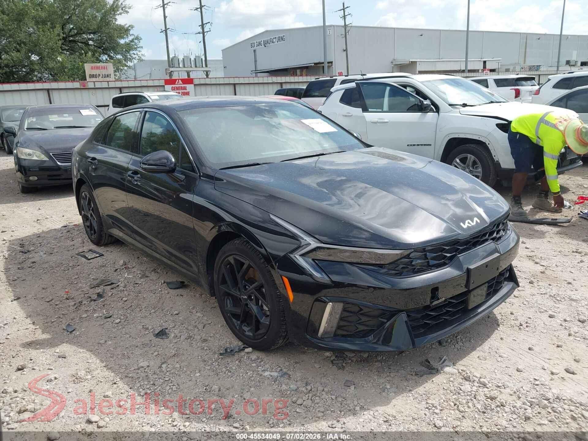 2026 KIA K5 — VIN KNAG64J7XT5477006