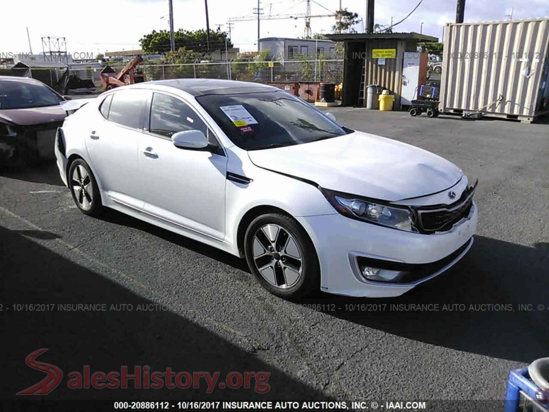 2011 Kia Optima — VIN KNAGM4AD4B5001182