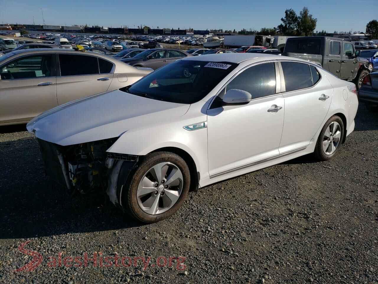 2015 KIA OPTIMA — VIN KNAGN4AD5F5081272