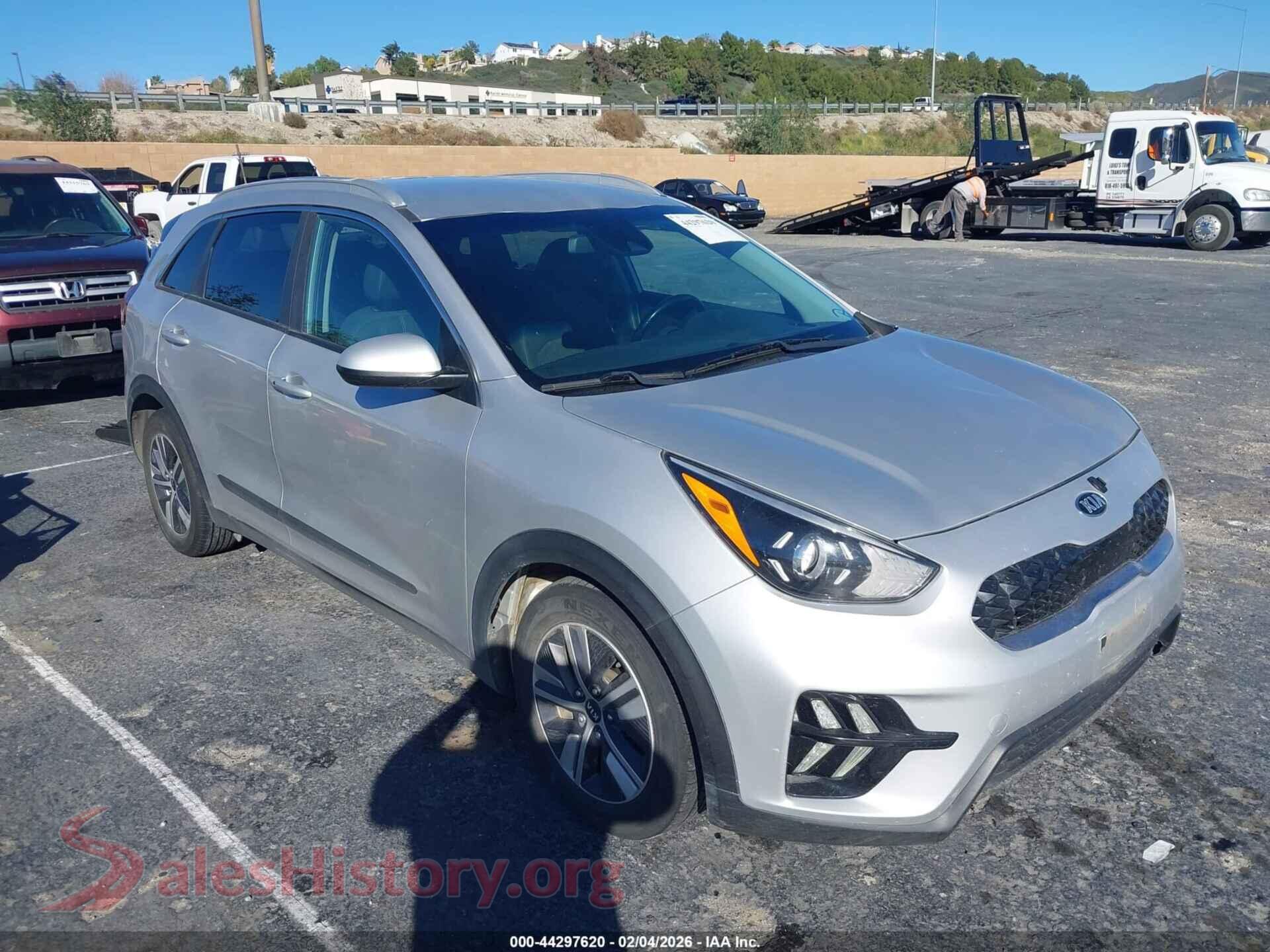 2020 KIA NIRO — VIN KNDCB3LC9L5375522
