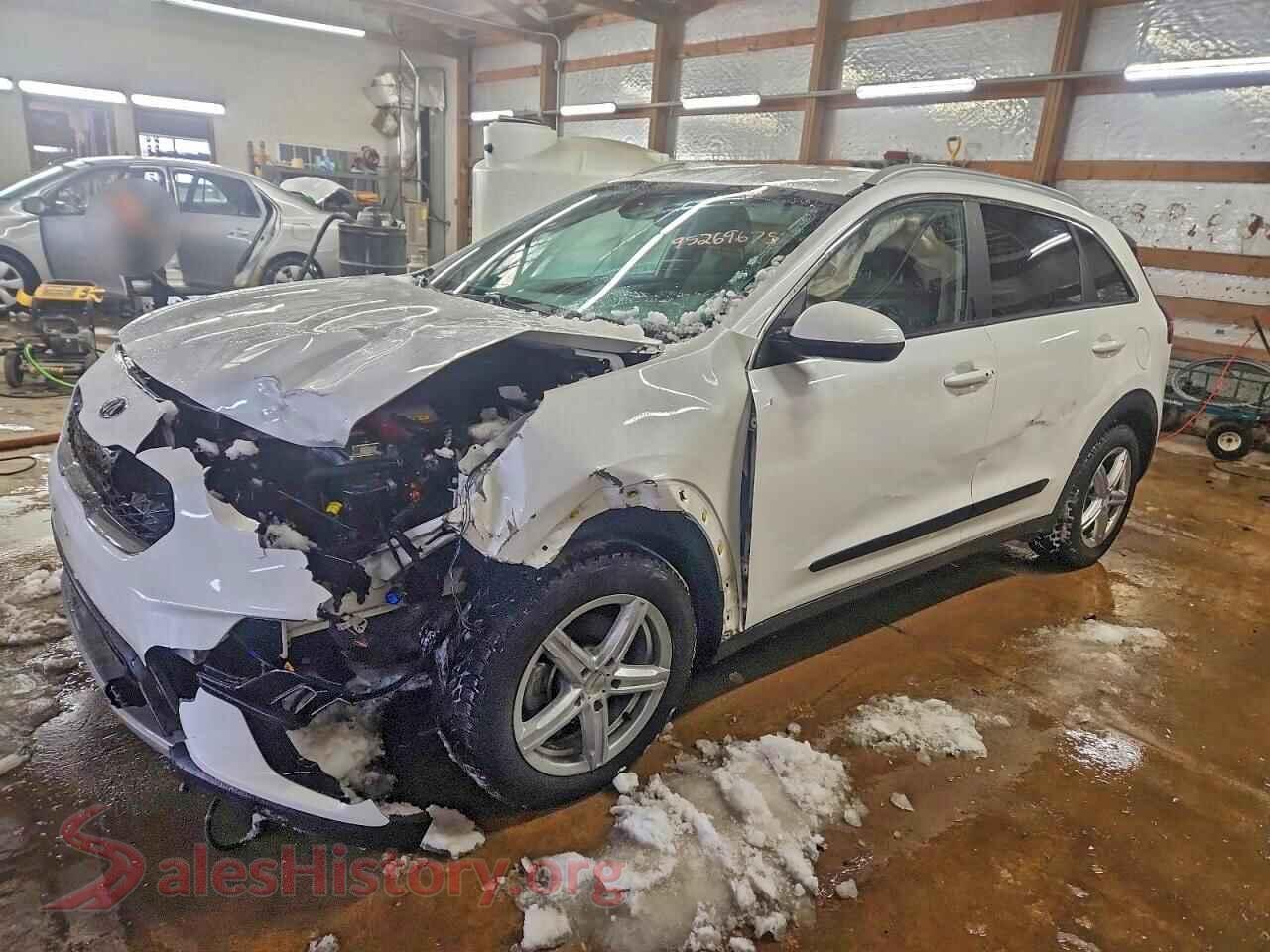 2021 KIA NIRO — VIN KNDCB3LC9M5471328