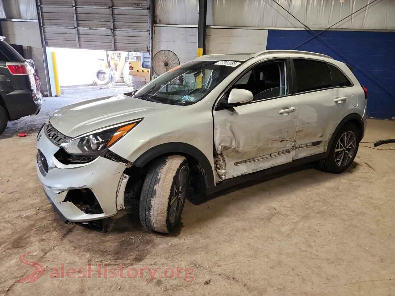 2020 KIA NIRO — VIN KNDCC3LC7L5428702