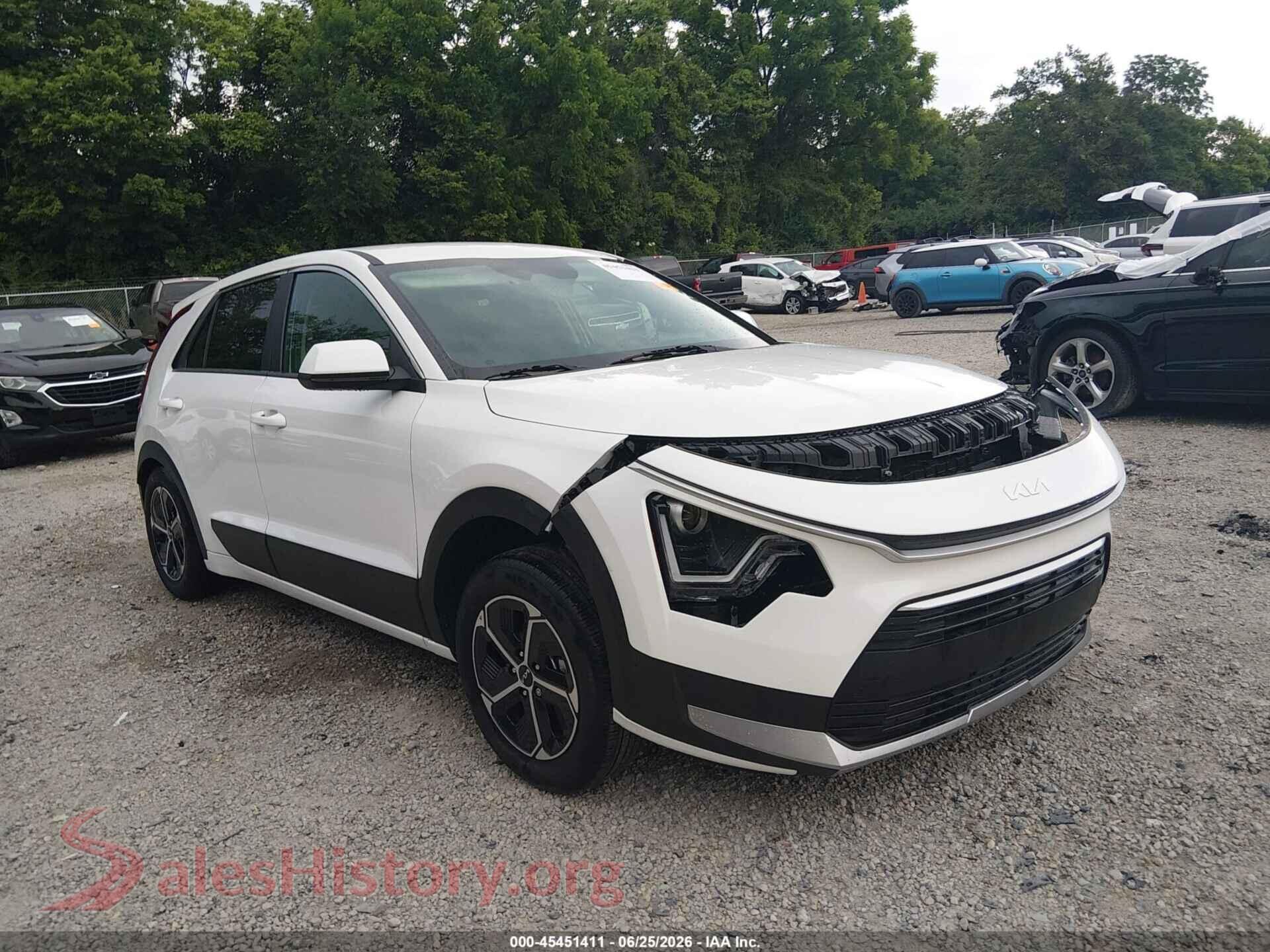 2024 KIA NIRO — VIN KNDCP3LE1R5119323