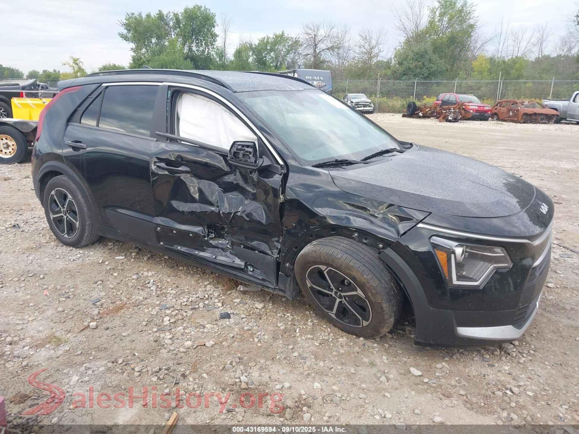 2024 KIA NIRO — VIN KNDCP3LE8R5128231