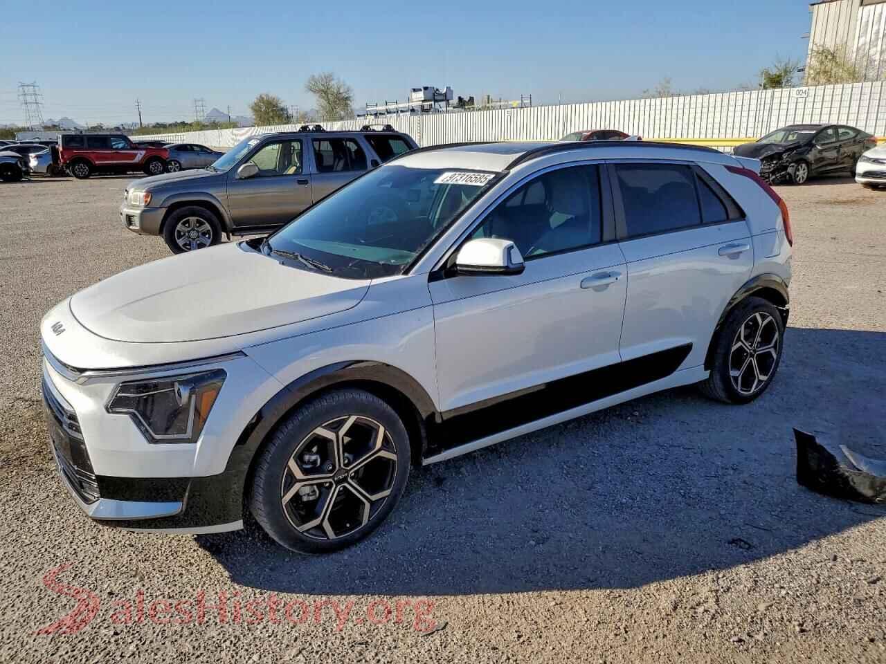 2023 KIA NIRO — VIN KNDCR3LE5P5100040