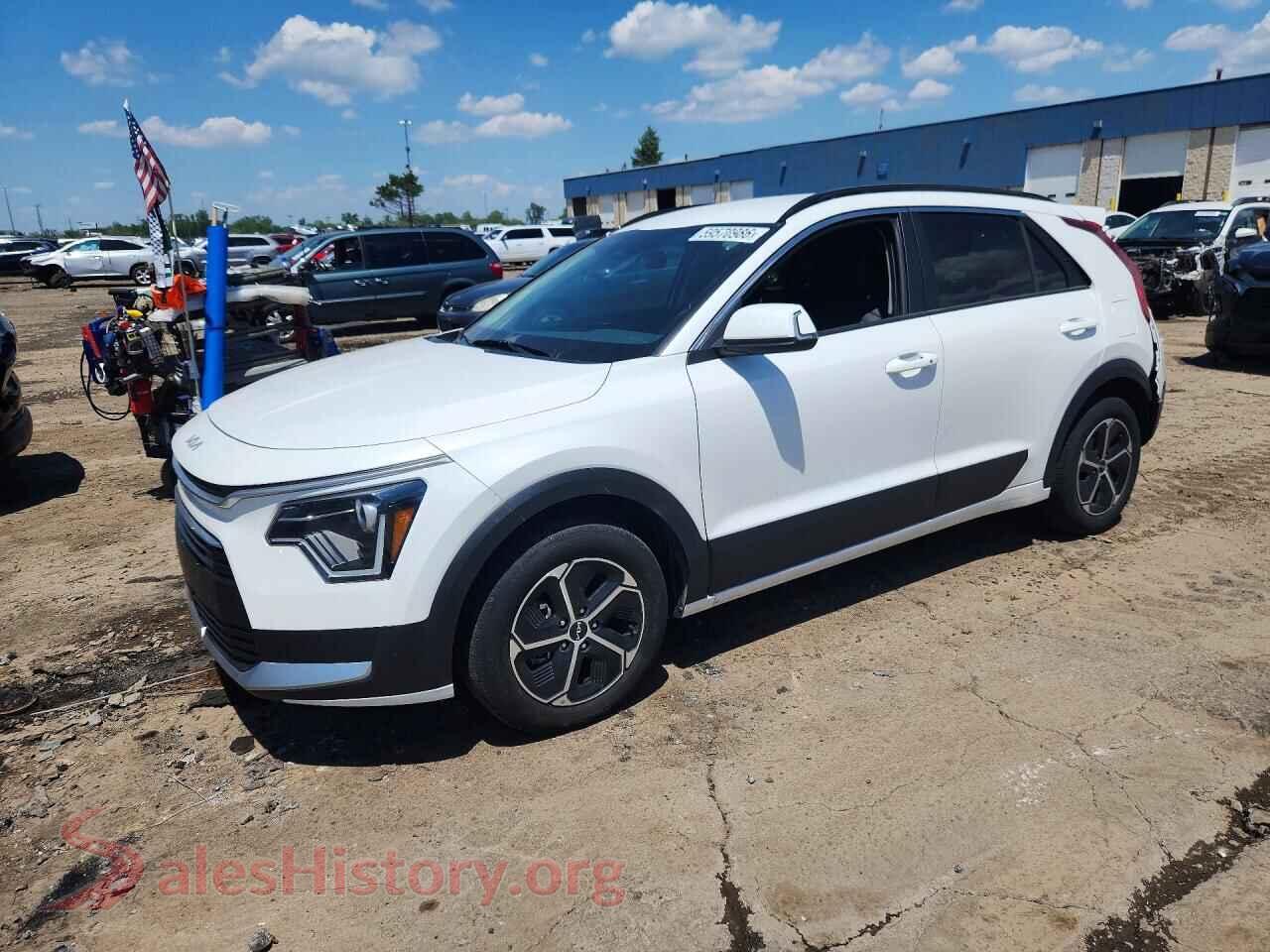 2023 KIA NIRO — VIN KNDCR3LE9P5109906