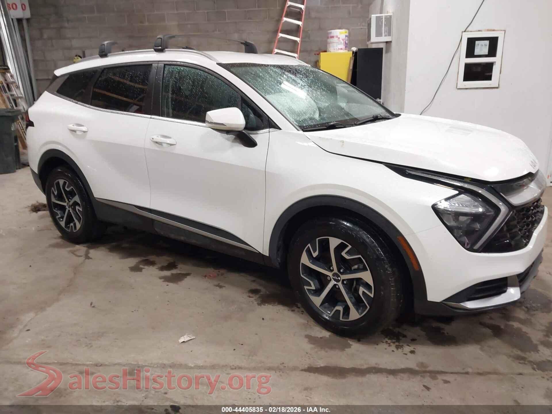 2023 KIA SPORTAGE HYBRID — VIN KNDPVCAG9P7111810