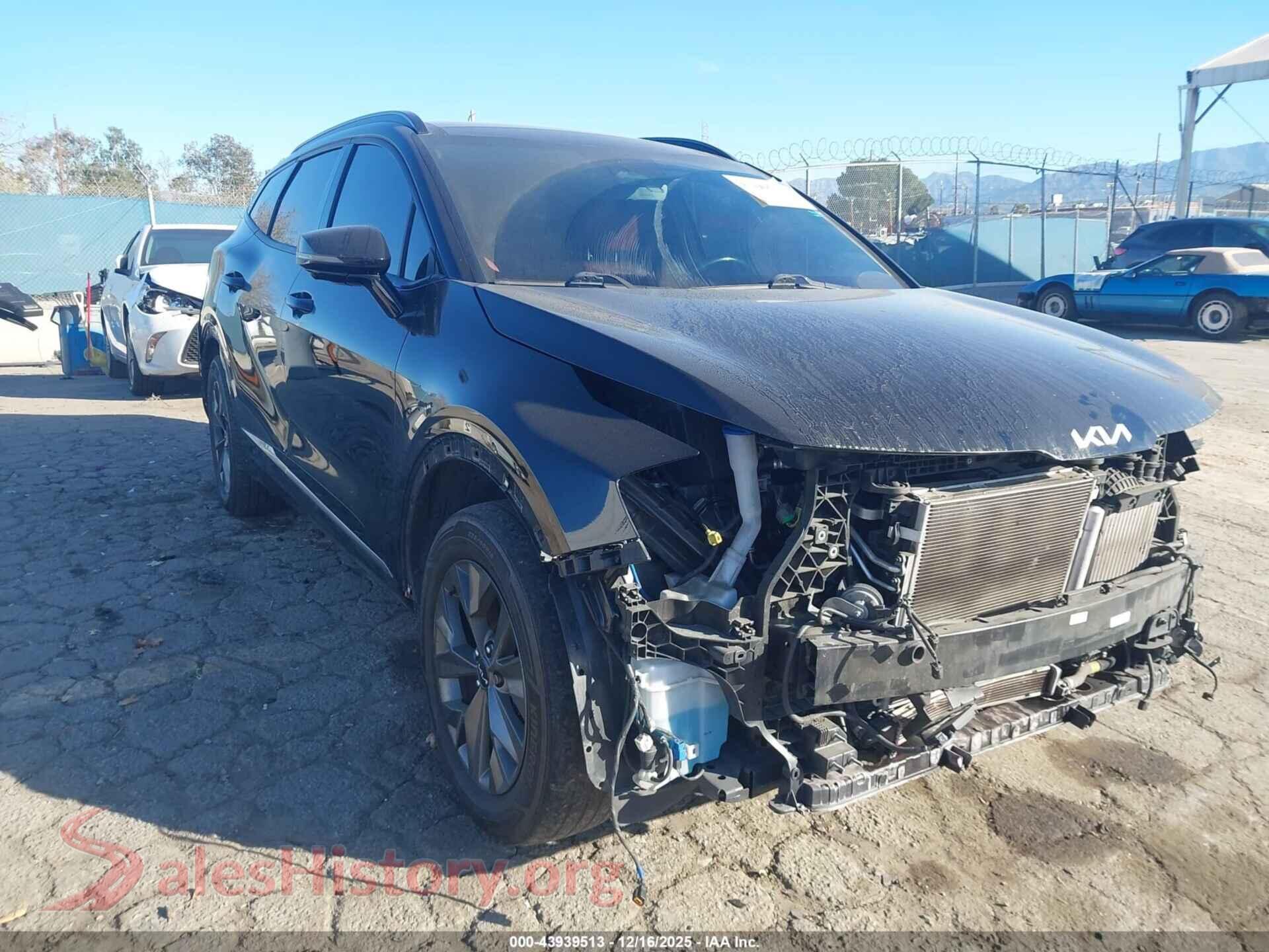 2023 KIA SPORTAGE HYBRID — VIN KNDPXCAG8P7021607