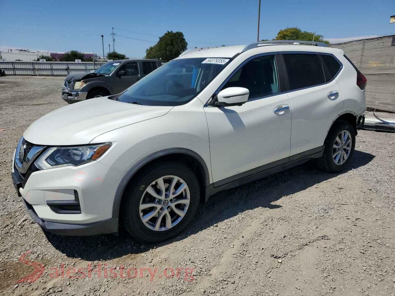 2018 NISSAN ROGUE — VIN KNMAT2MV0JP524304