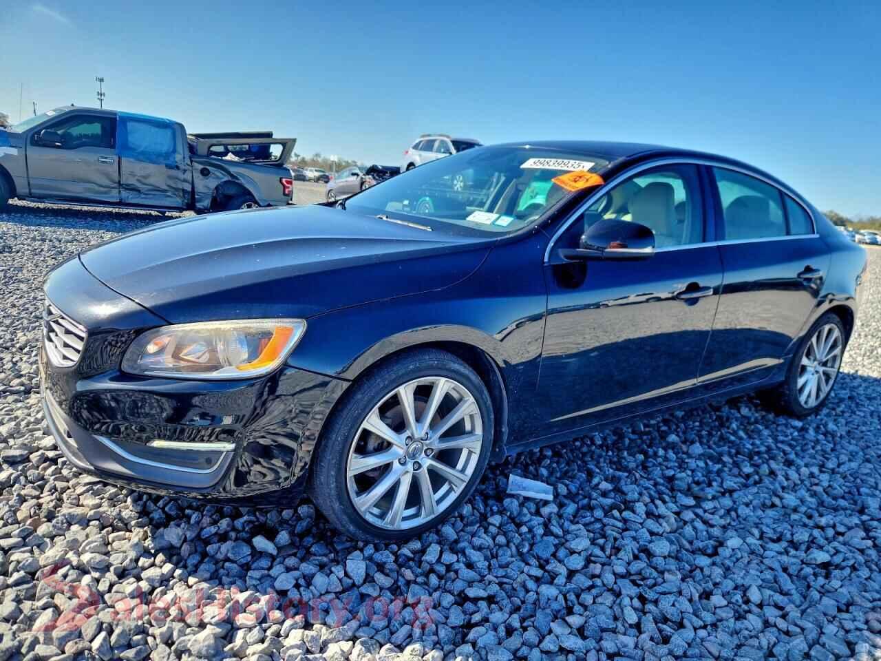 2016 VOLVO S60 — VIN LYV402FK5GB108374