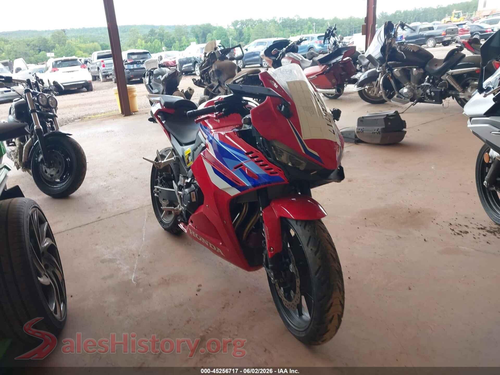 2025 HONDA CBR500 — VIN MLHPC7051S5101111