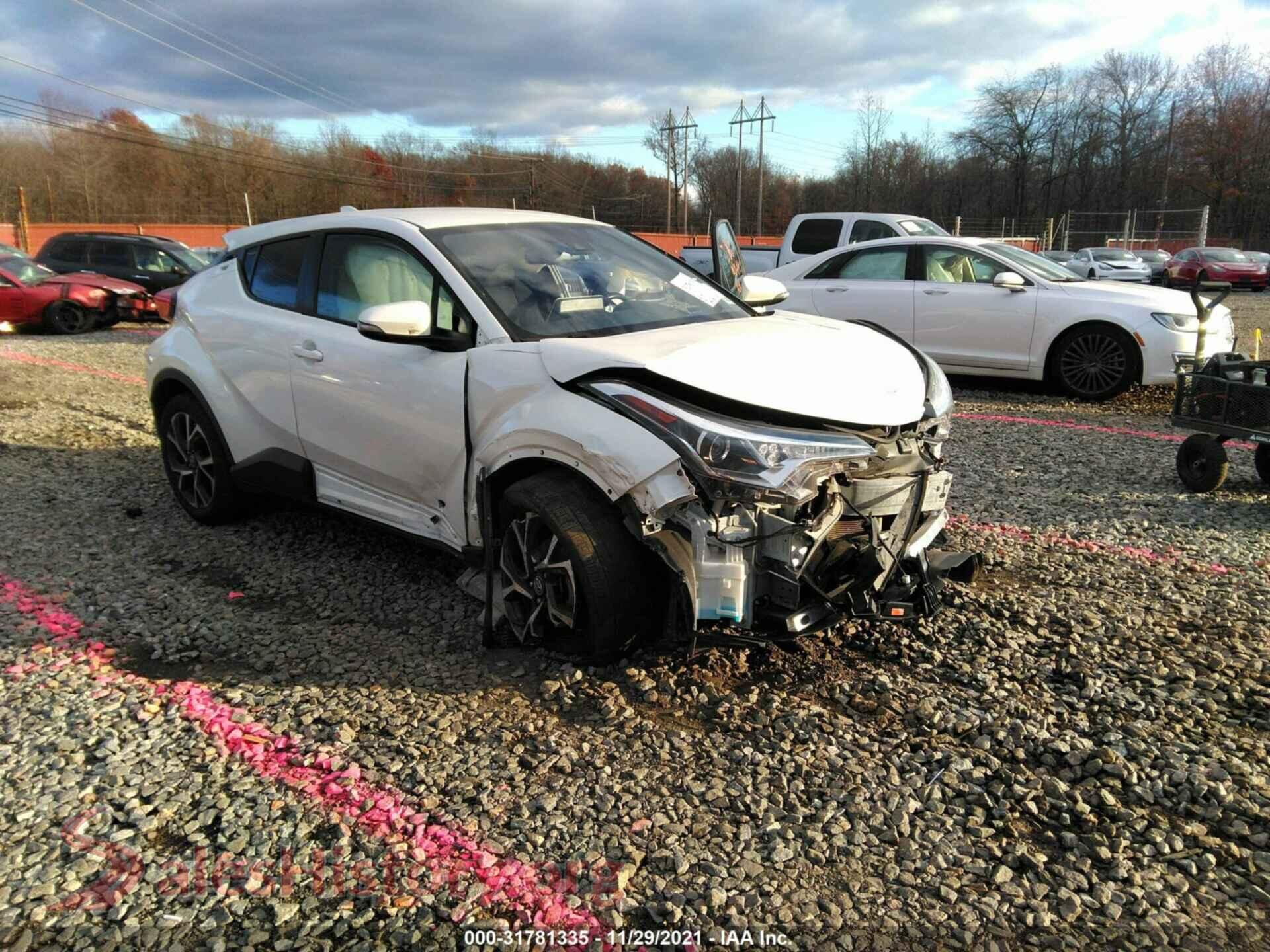 2019 TOYOTA C-HR — VIN NMTKHMBX5KR090506
