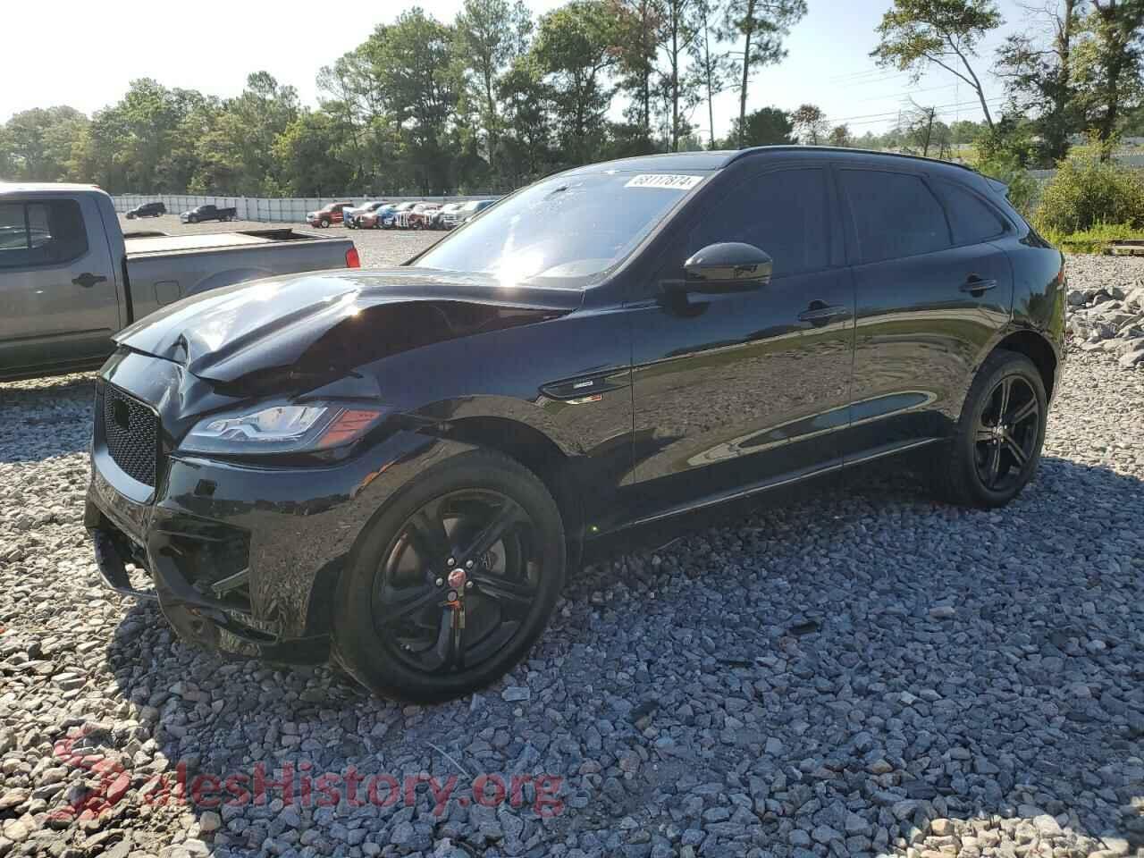 2019 JAGUAR F-PACE — VIN SADCL2FX5KA609736