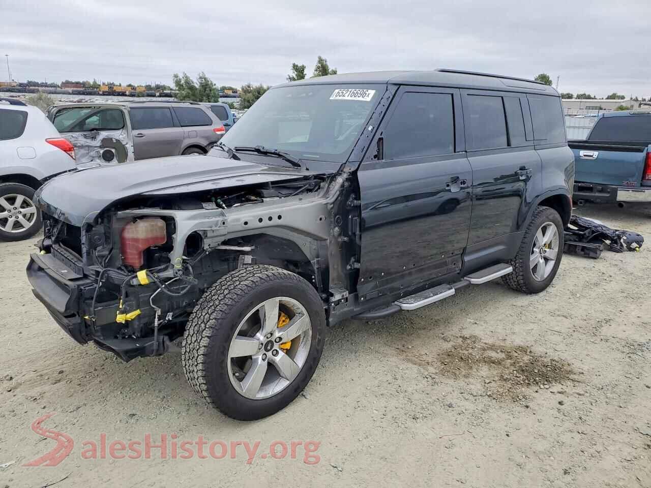 2025 LAND ROVER DEFENDER — VIN SALEJ7EX8S2361185