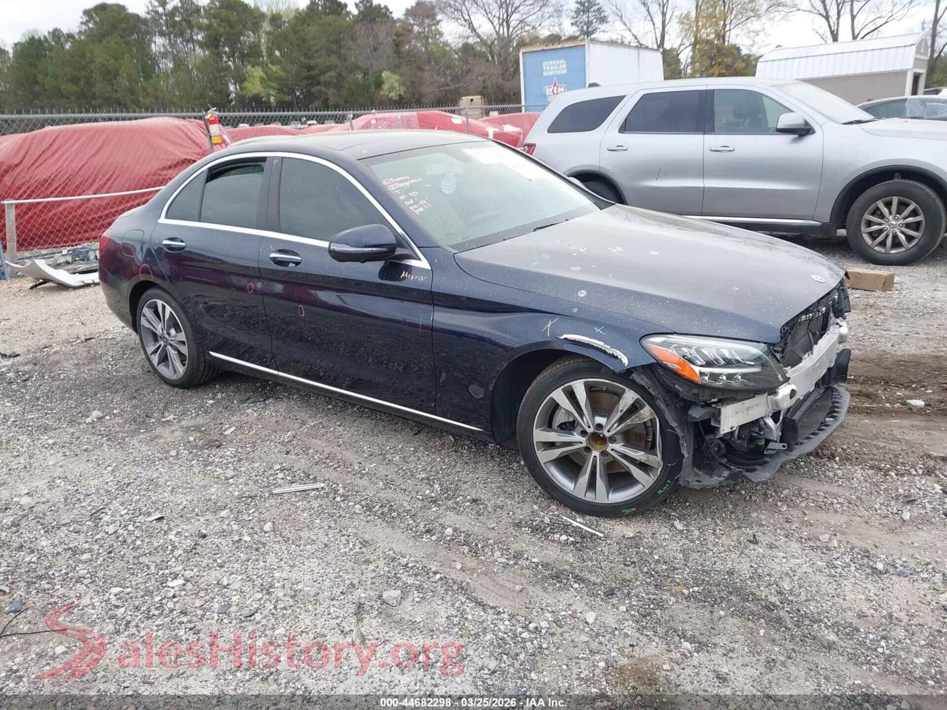 2020 MERCEDES-BENZ C 300 — VIN W1KWF8DB3LR598769