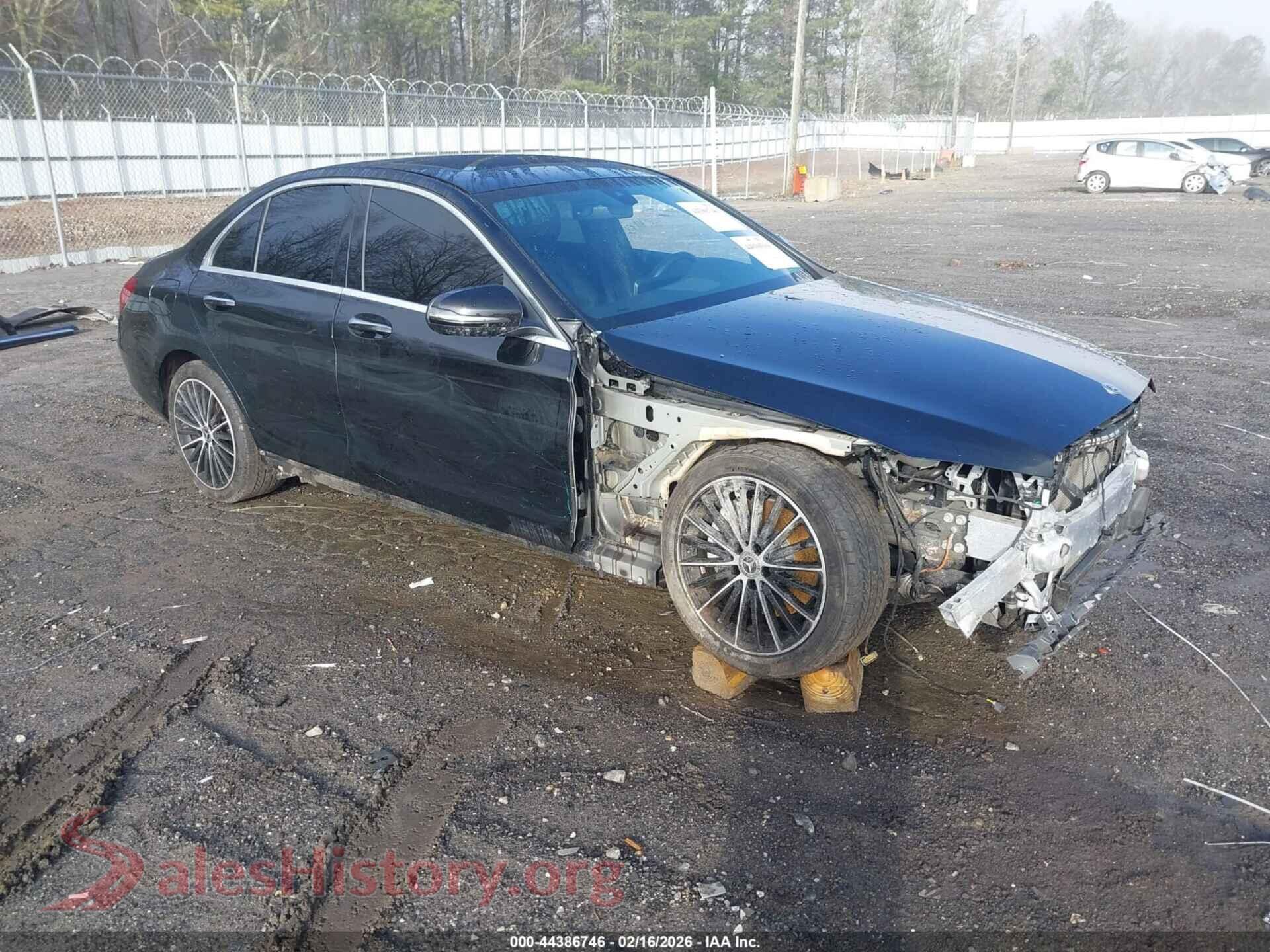 2021 MERCEDES-BENZ C 300 — VIN W1KWF8DB3MR630136