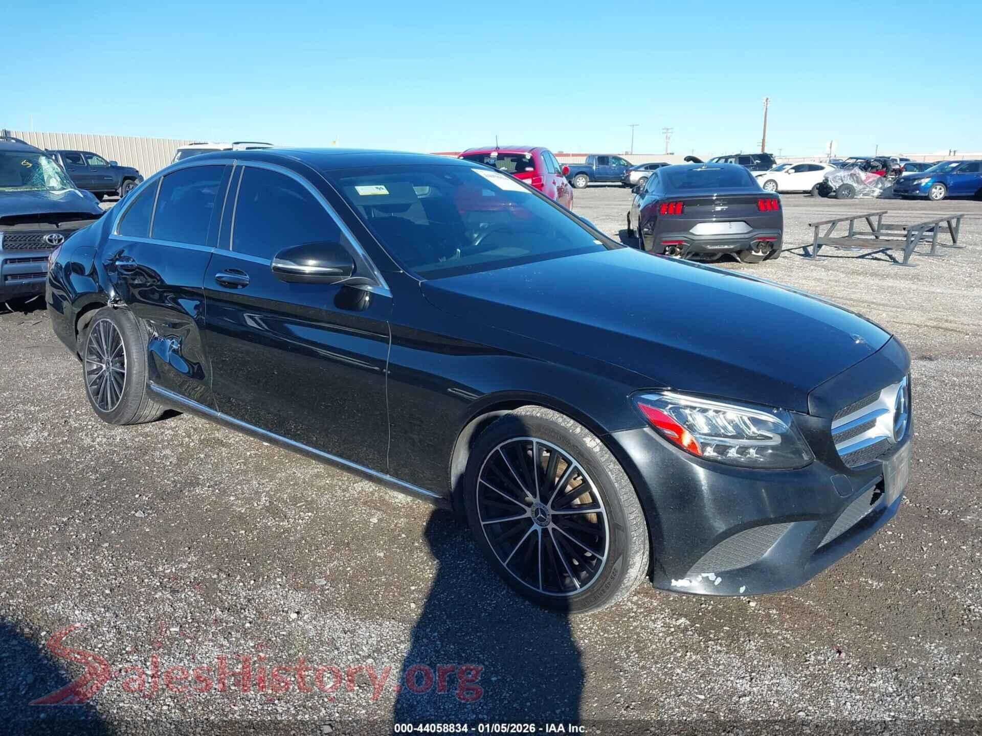 2021 MERCEDES-BENZ C 300 — VIN W1KWF8DB9MR644297