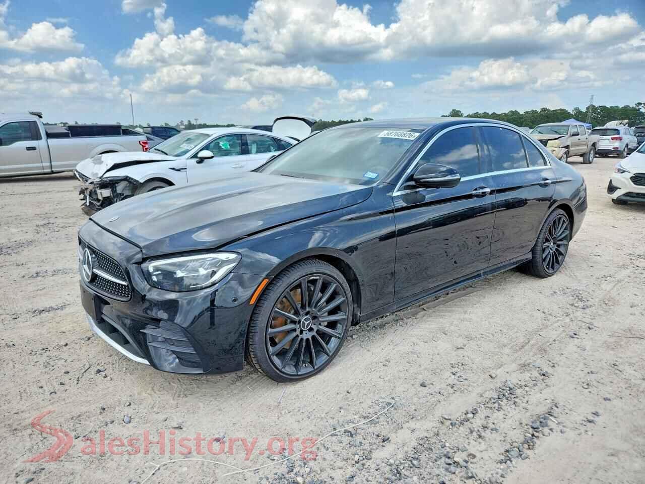 2022 MERCEDES-BENZ E-CLASS — VIN W1KZF8DB7NB086232