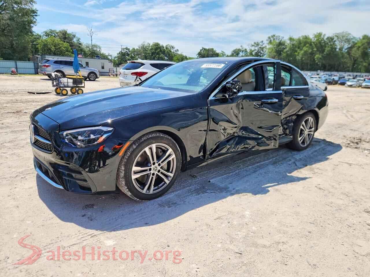 2022 MERCEDES-BENZ E-CLASS — VIN W1KZF8DB9NB057704
