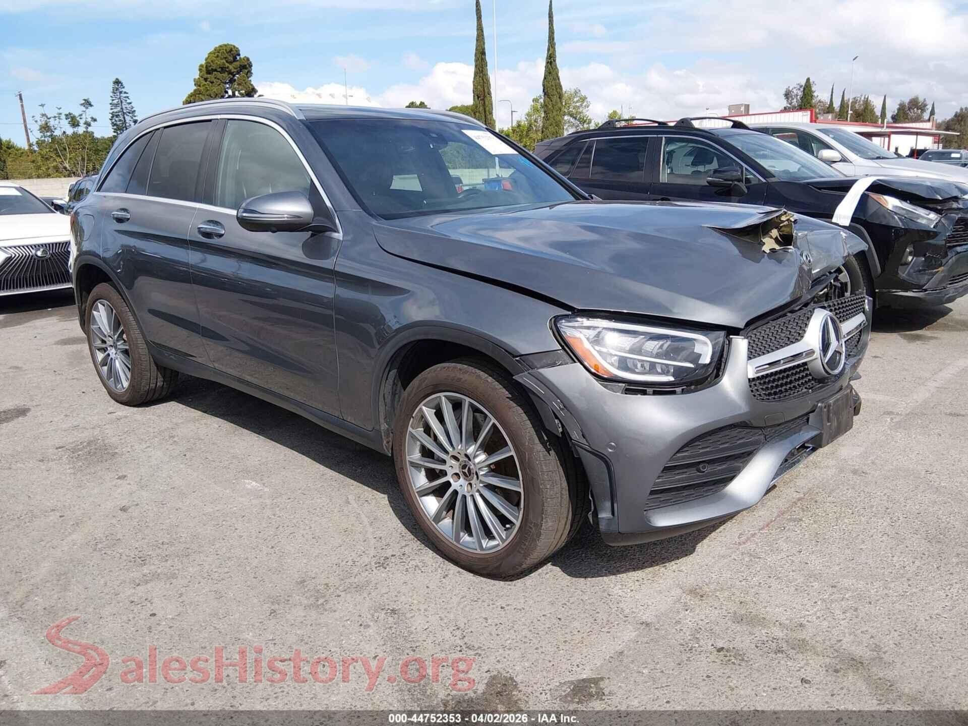 2020 MERCEDES-BENZ GLC 300 — VIN W1N0G8DB3LF840340