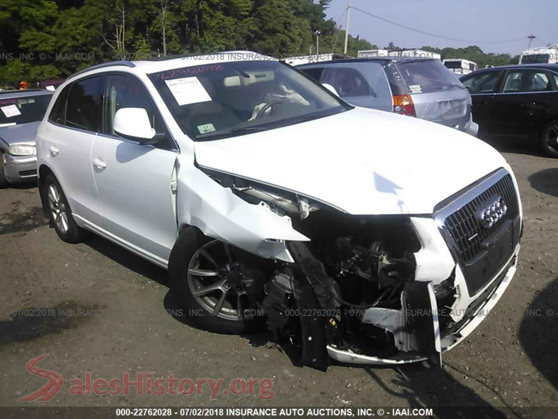 2011 Audi Q5 — VIN WA1LFAFP1BA004300