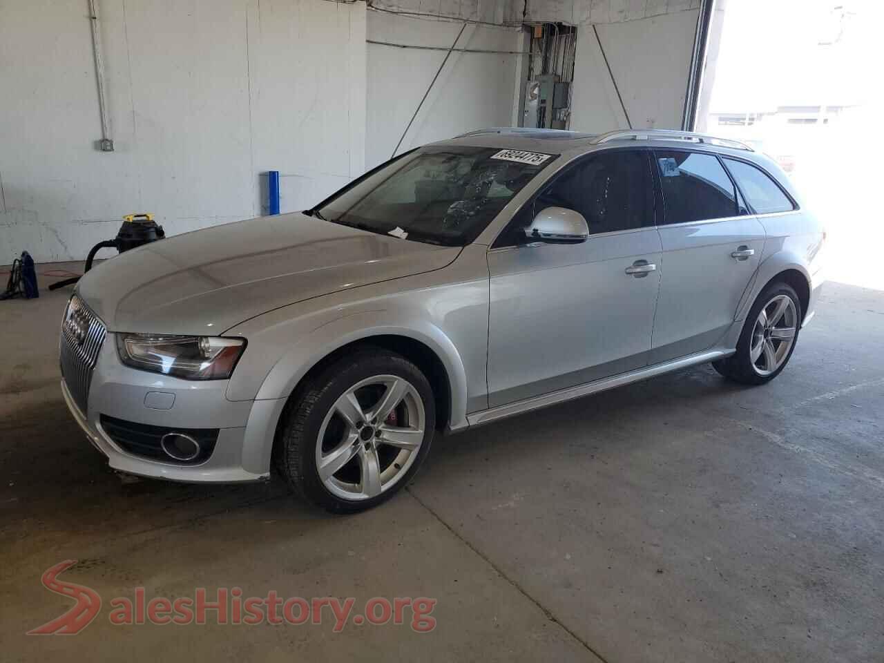 2013 AUDI A4 — VIN WA1UFAFL3DA249524