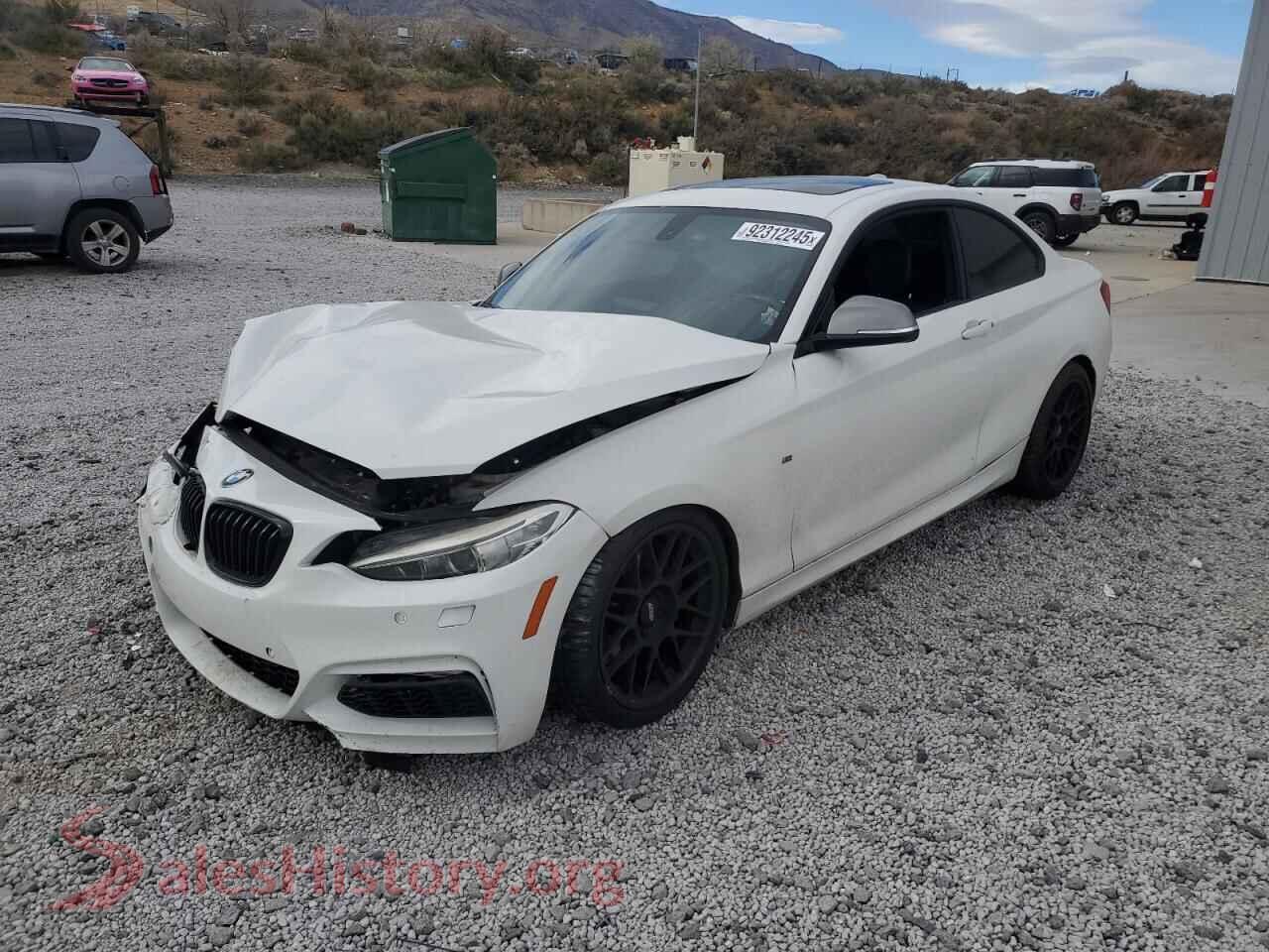 2014 BMW M2 — VIN WBA1J7C58EVW84658